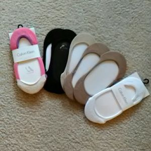 8 pairs of shoe liners